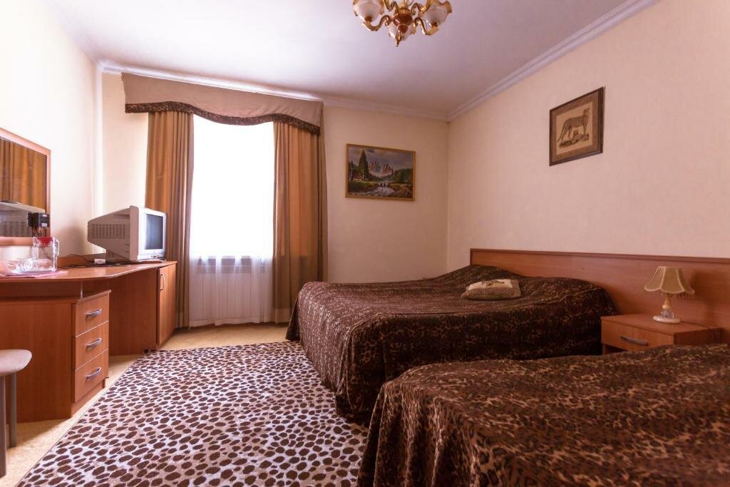 Гостиница Шато Леопард Домбай