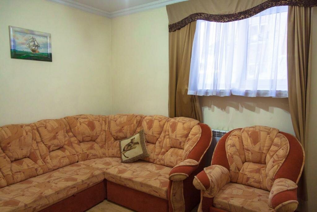 Гостиница Шато Леопард Домбай