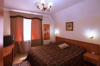 Гостиница Шато Леопард Домбай Стандартный двухместный номер с 1 кроватью или 2 отдельными кроватями-12