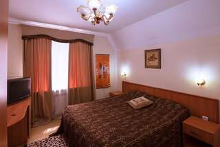 Гостиница Шато Леопард Домбай Стандартный двухместный номер с 1 кроватью или 2 отдельными кроватями-2